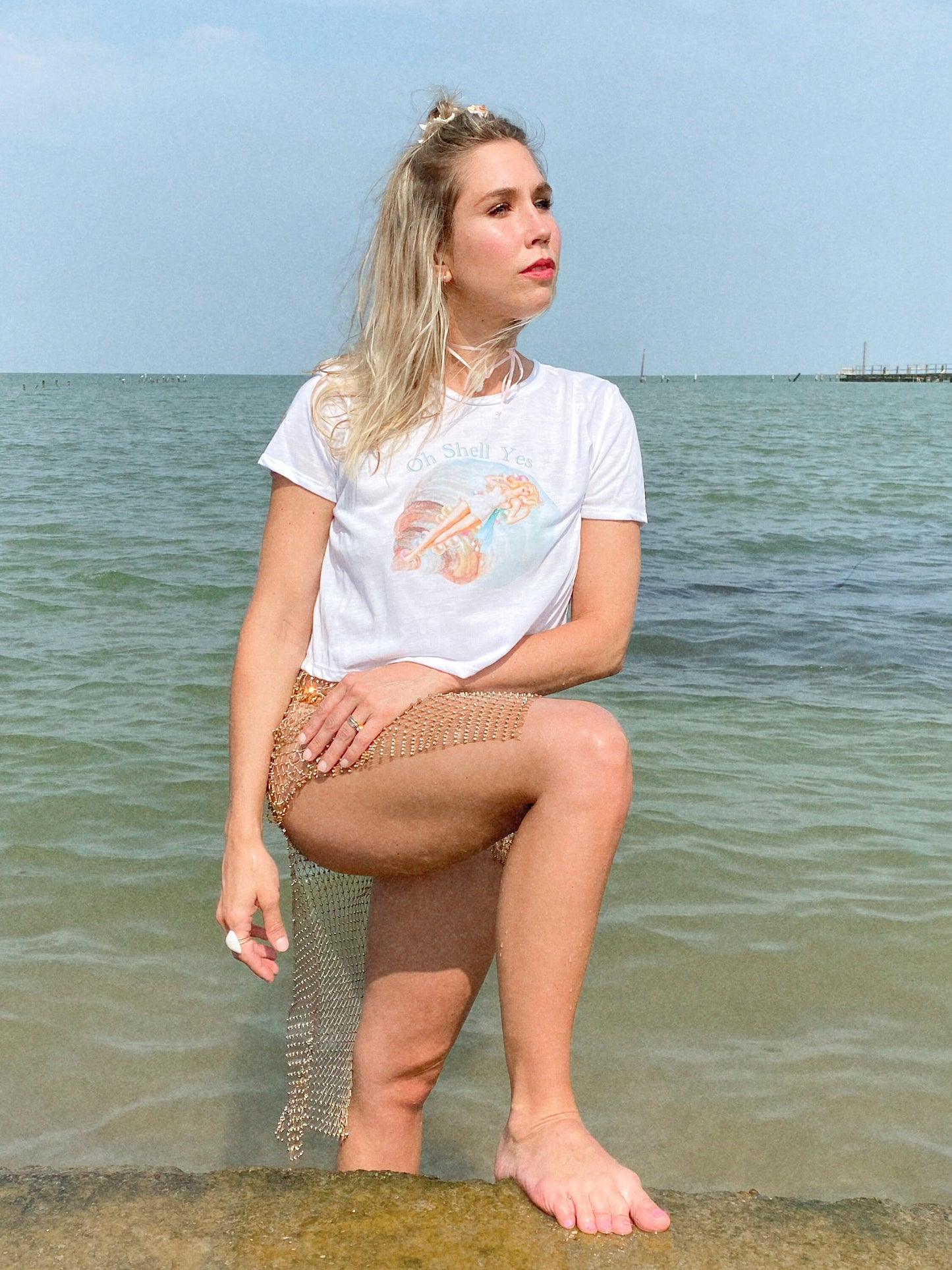 Shell Yes Women's Flowy Cropped Tee, Seashell Beach Summer T-Shirt, Pin Up Vintage Style Crop Tee, Pearl Bathing Suit Lover Graphic Tee